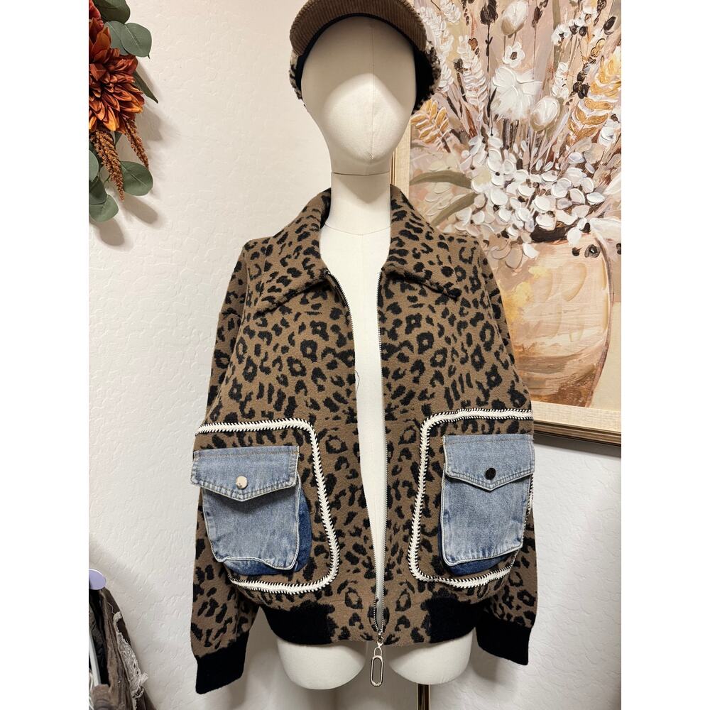 Cheetah Womens Zip Up Cheetah Animal Print Denim Pocket Jacket